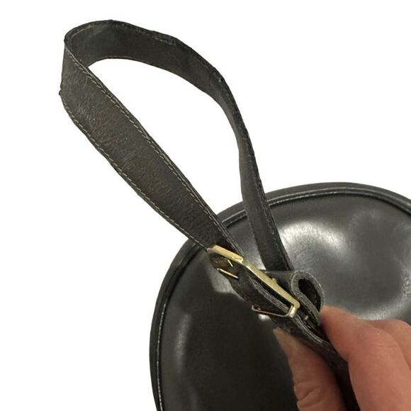 Gucci grey leather shoulder bag - Picture 13 of 16